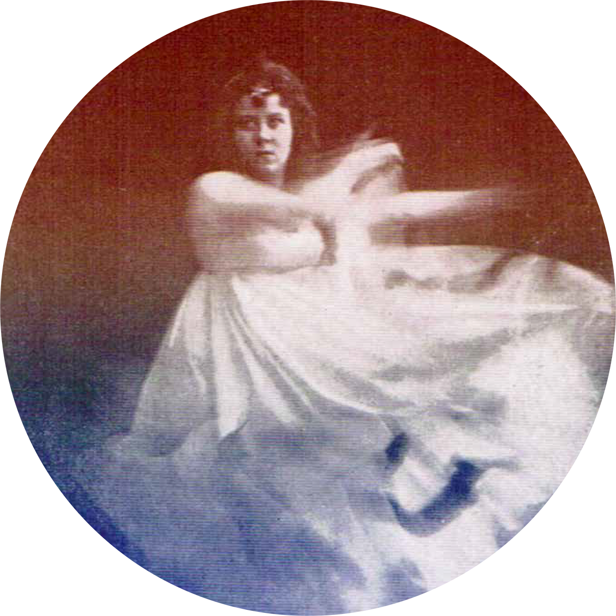 Loïe Fuller | Fotografien von Reutlinger, Paris | aus: Karl Storck: »Der Tanz«, Bielefeld/Leipzig 1903, Abb. 102–104, Tafel gegenüber S. 88 | © Munich Dance Histories